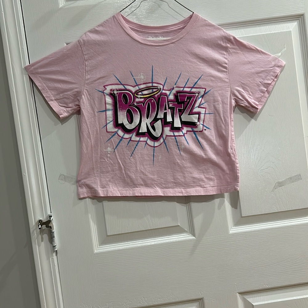 BRATZ crop shirt women’s Size Large